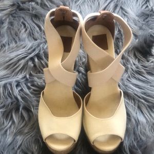 Tory Burch wedges Size 7
